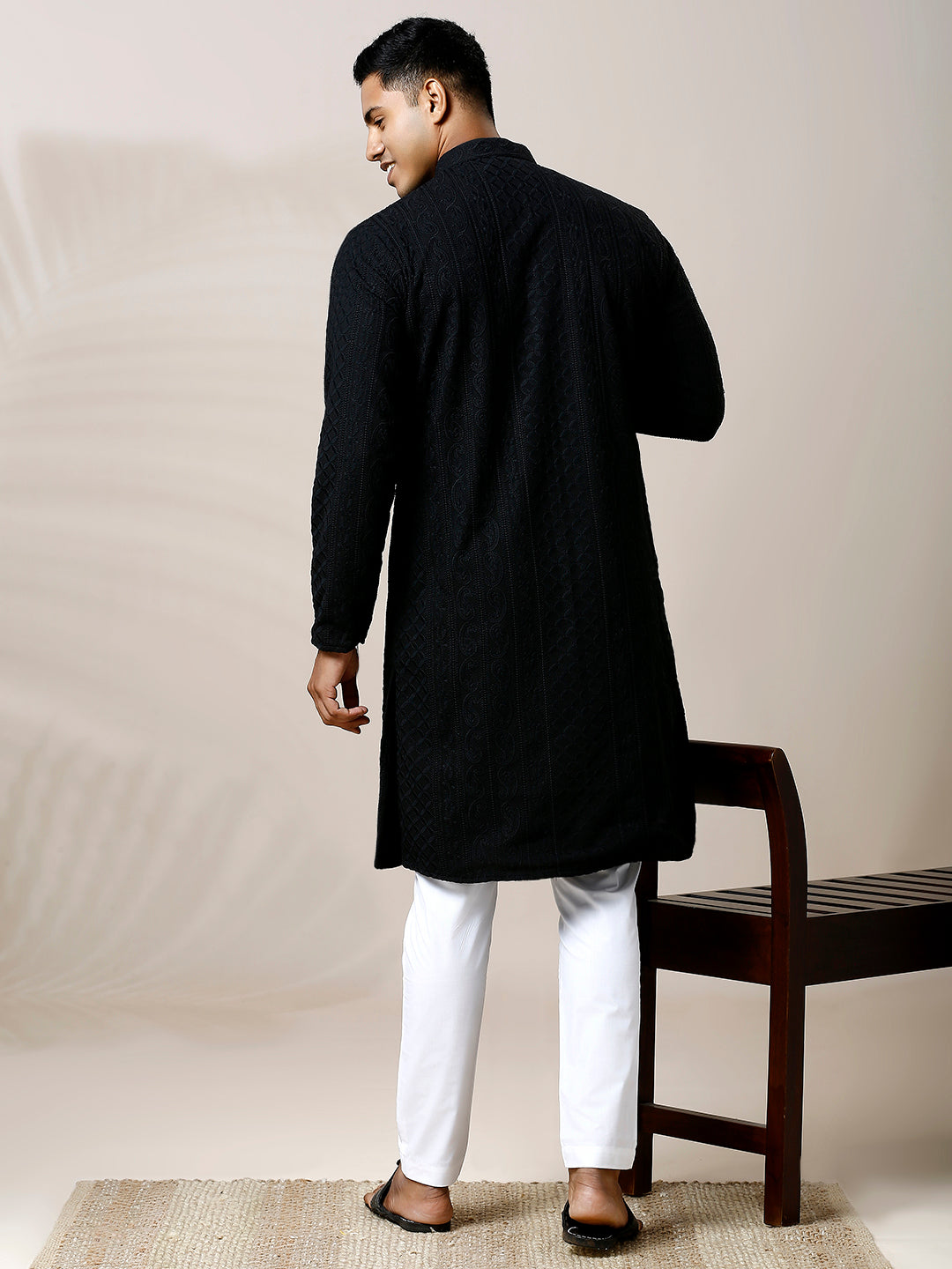 chikankari kurta men