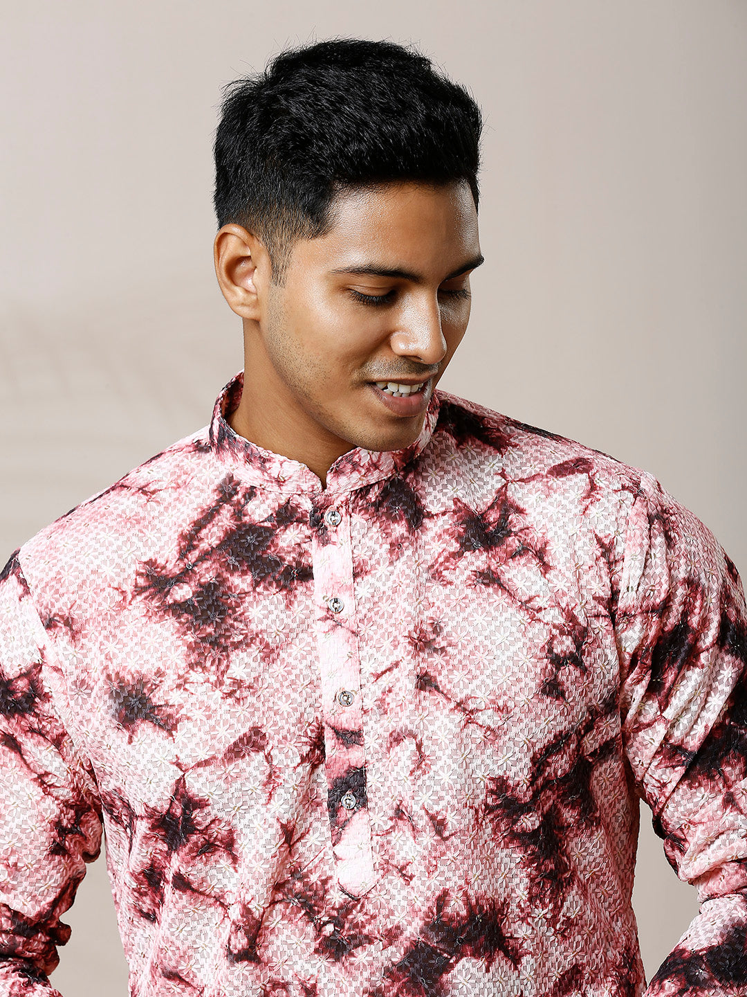 MEN RUMBA MAROON TIE & DYE SHIBORI PRINT KURTA PYJAMA SET WITH INTRICATE THREAD & SEQUIN EMBROIDERY