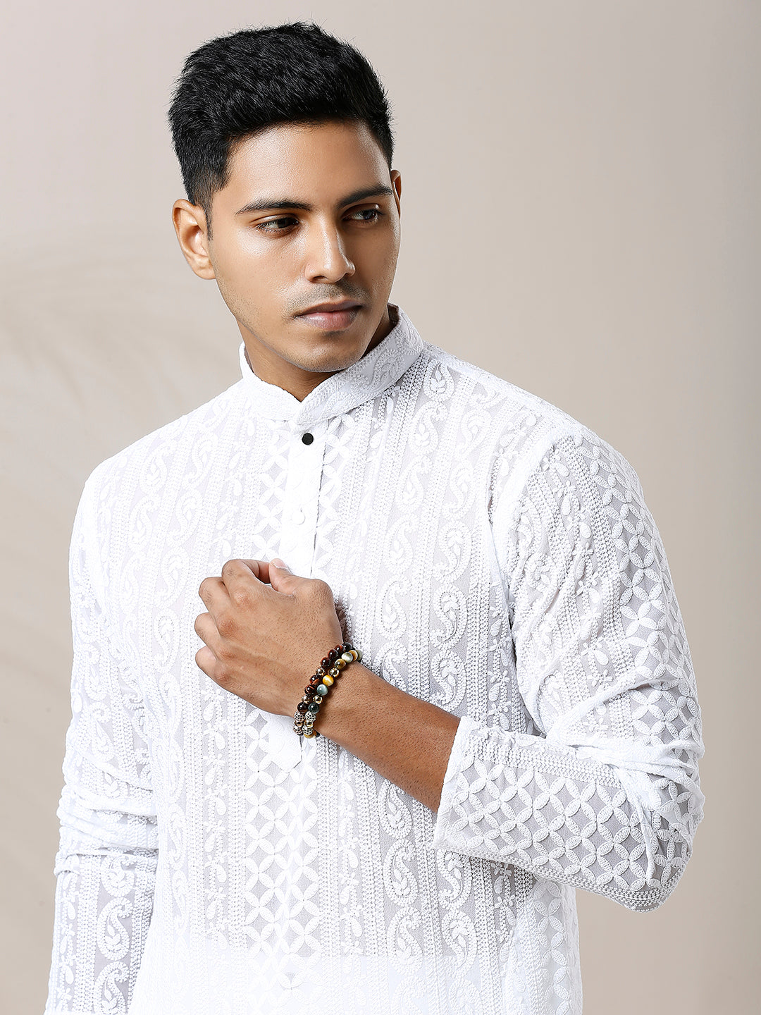 WHITE GEORGETTE PAISLEY DESIGN CHIKANKARI REGULAR FIT KURTA PYJAMA SET