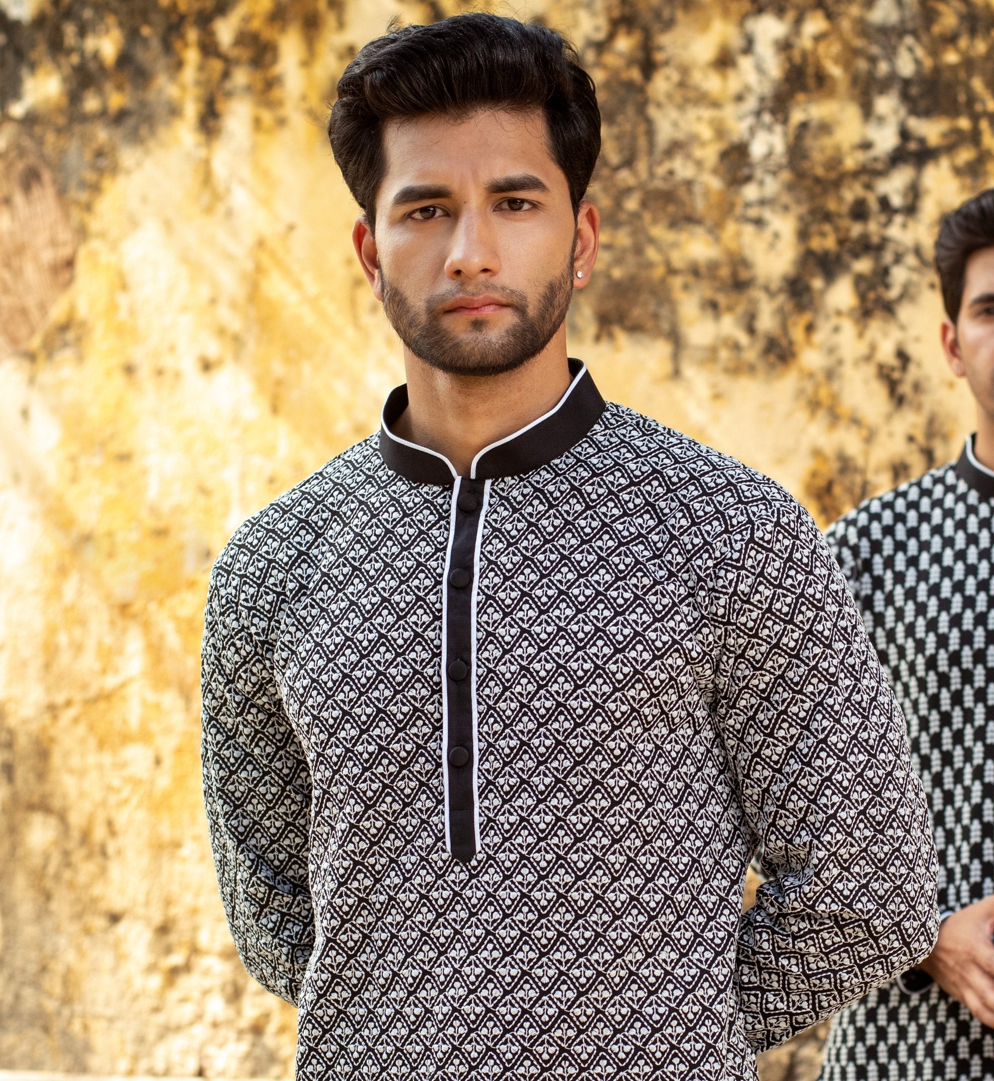 BLACK CHIKANKARI KURTA PYJAMA SET WITH INTRICATE EMBROIDERY DETAILS