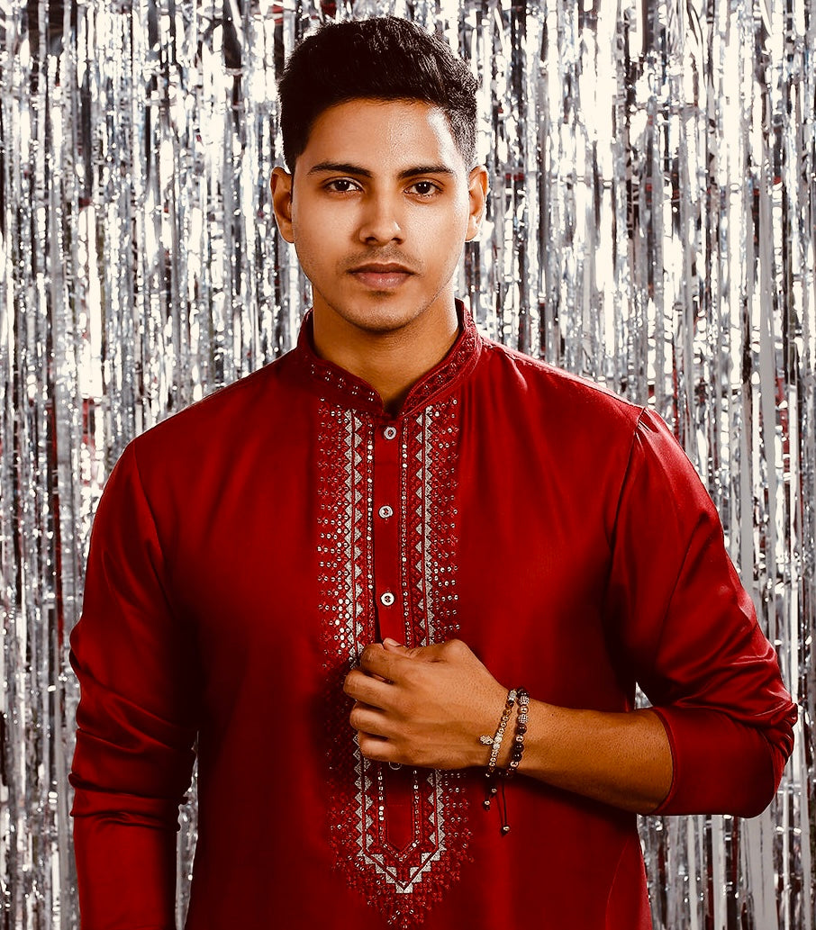 SCARLET MAROON KURTA PYJAMA SET WITH INTRICATE NECK EMBROIRDERY
