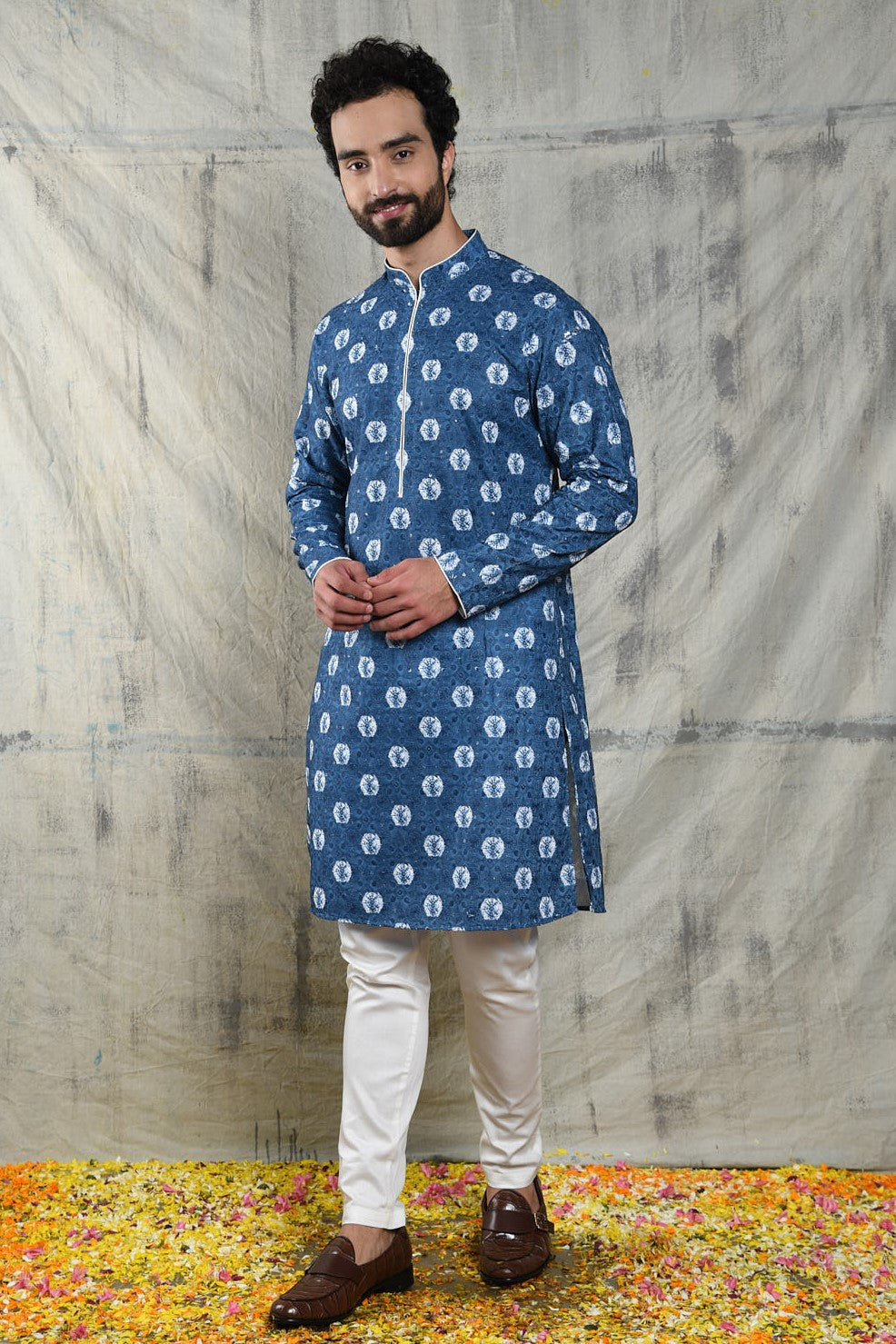 EMBROIDERED REFLEX BLUE BANDHANI KURTA PYJAMA SET WITH SEQUINS & CONTRAST PIPING DETAIL
