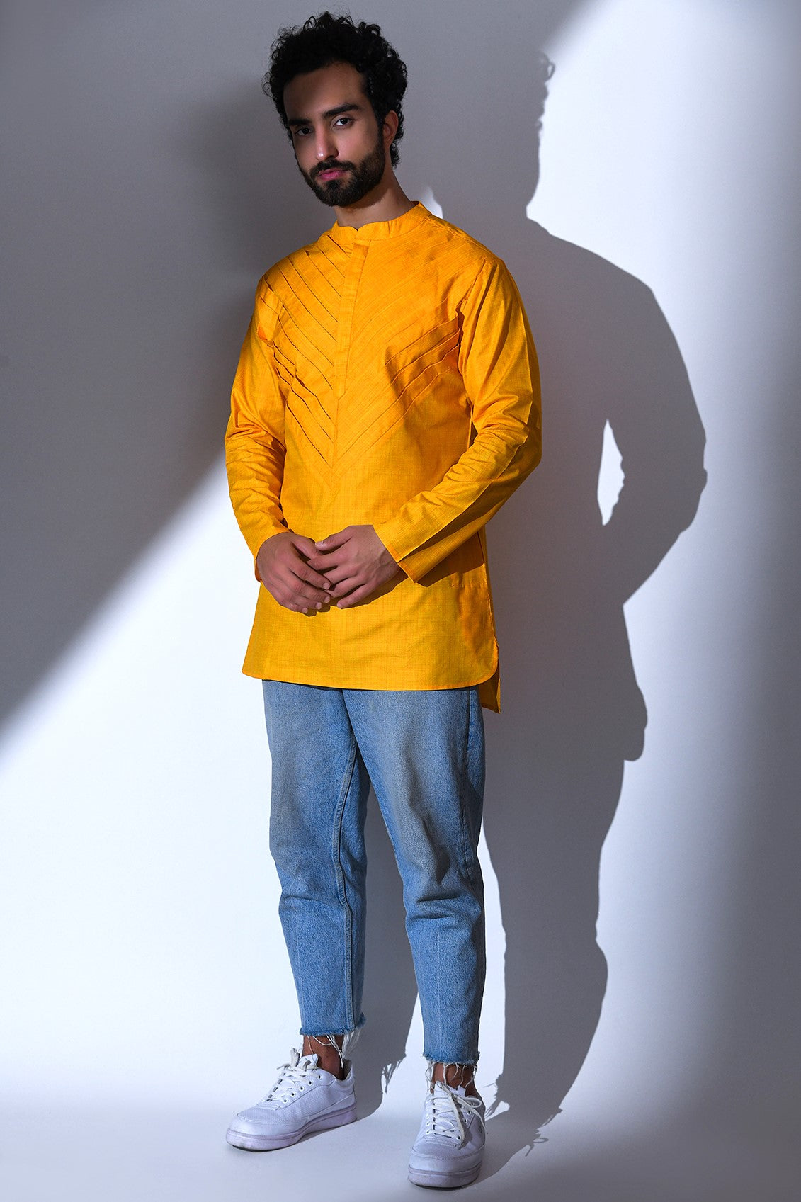 YELLOW ARROW DESIGN PLEATED SHORT KURTA