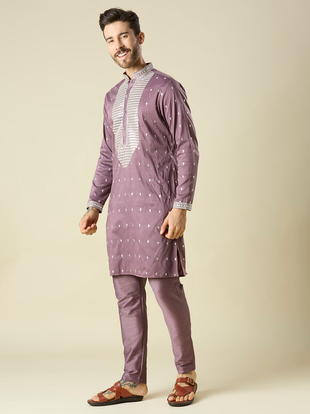 MAUVE KURTA PYJAMA SET WITH INTRICATE EMBROIDERY AROUND NECKLINE