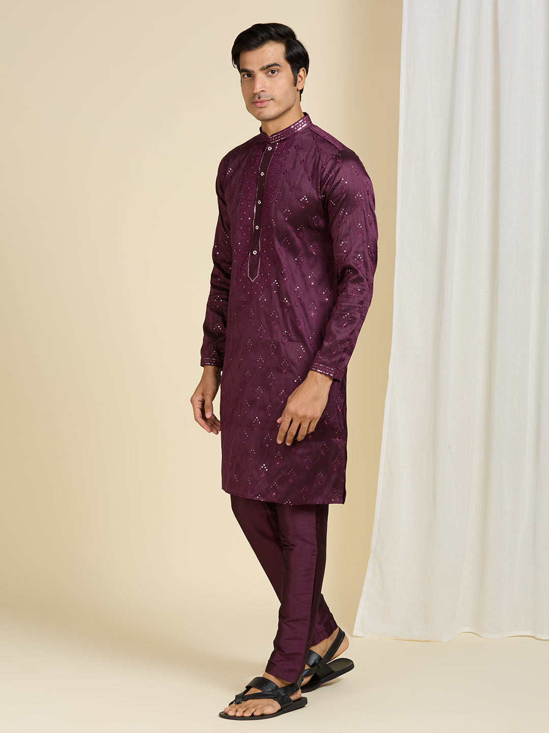 DARK MAGENTA KURTA PYJAMA SET WITH INTRICATE NECK EMBROIDERY WORK