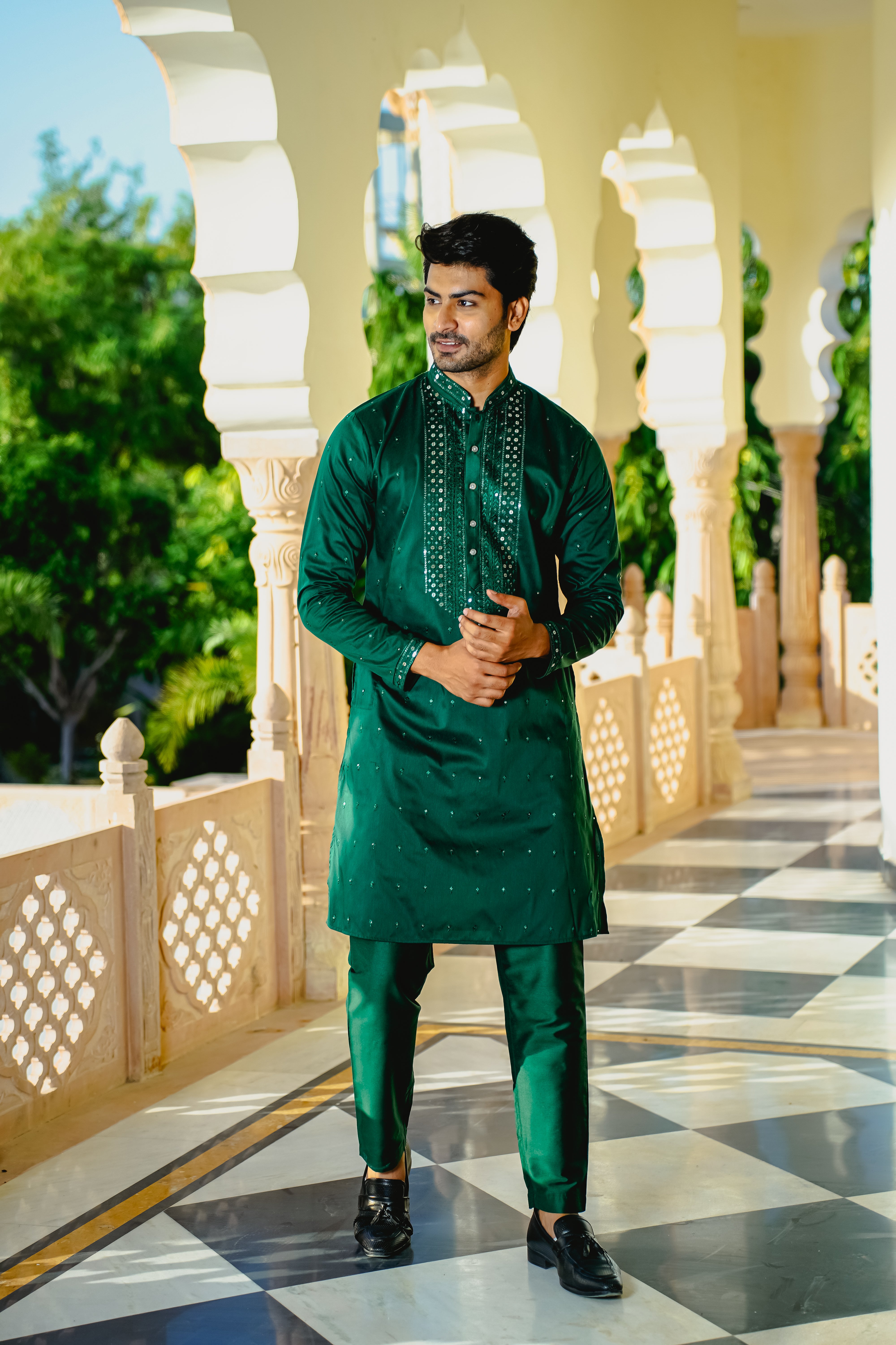 bedesi men kurta