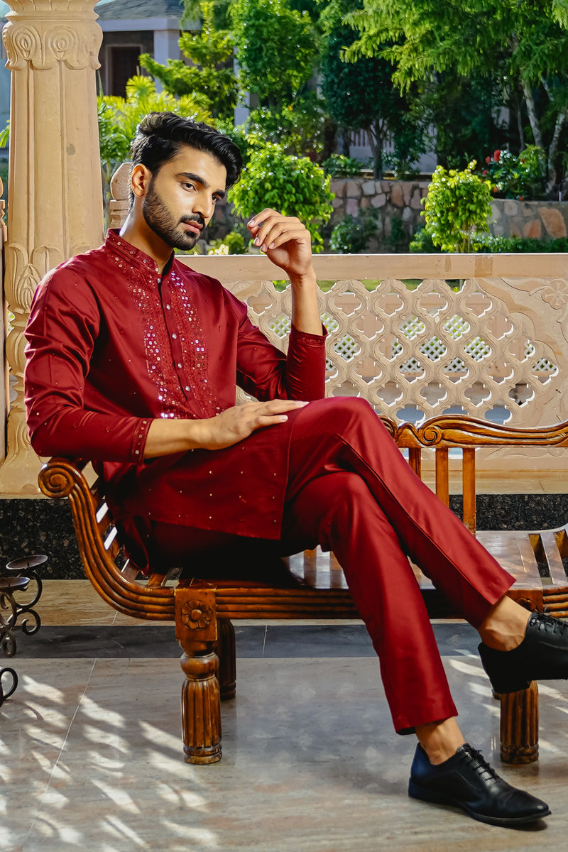 DEEP MAROON KURTA SET WITH INTRICATE THREAD & SEQUINS HIGHLIGHTS