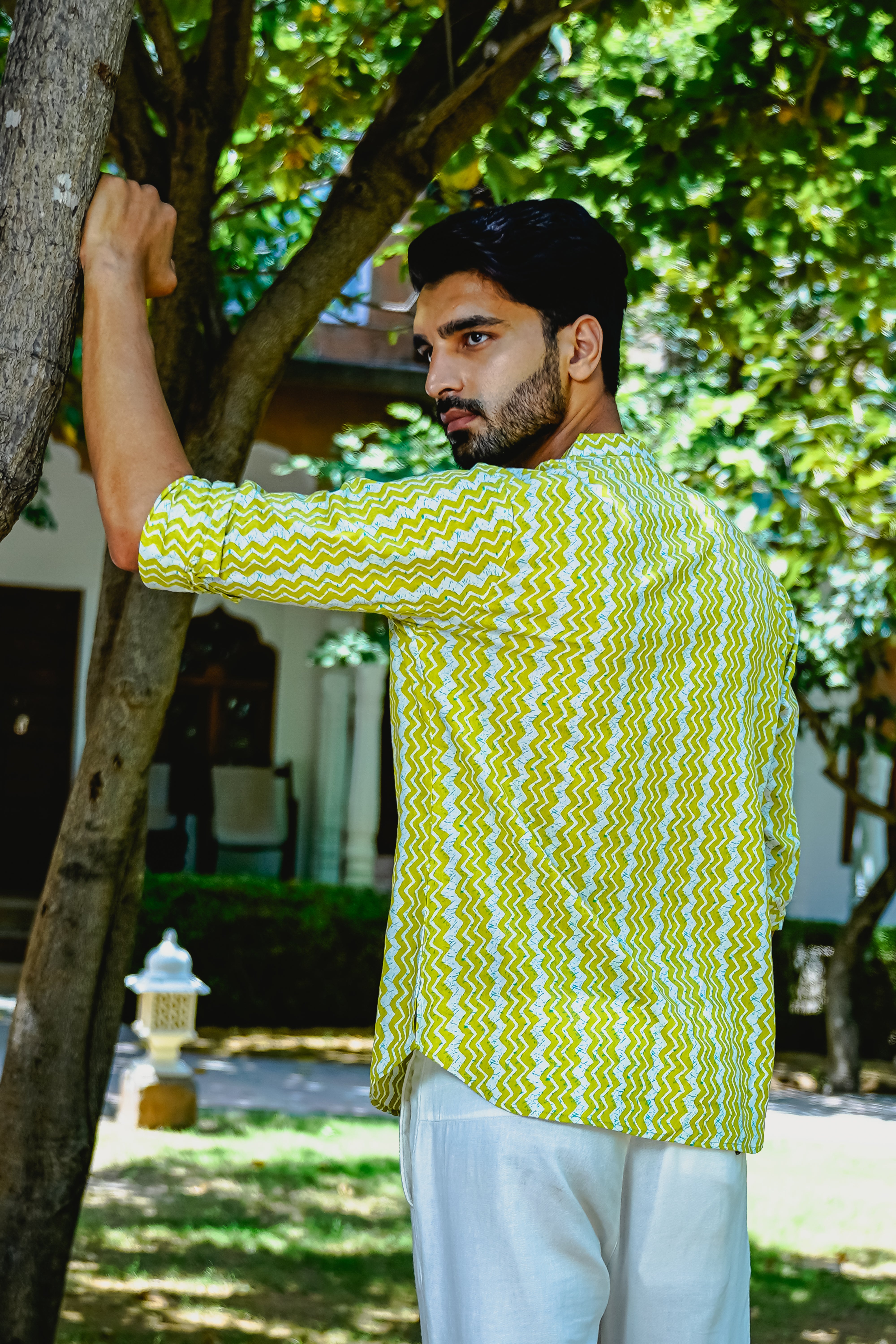 LIME GREEN ZIG ZIG DESIGN PRINTED SHORT KURTA WITH CUFF