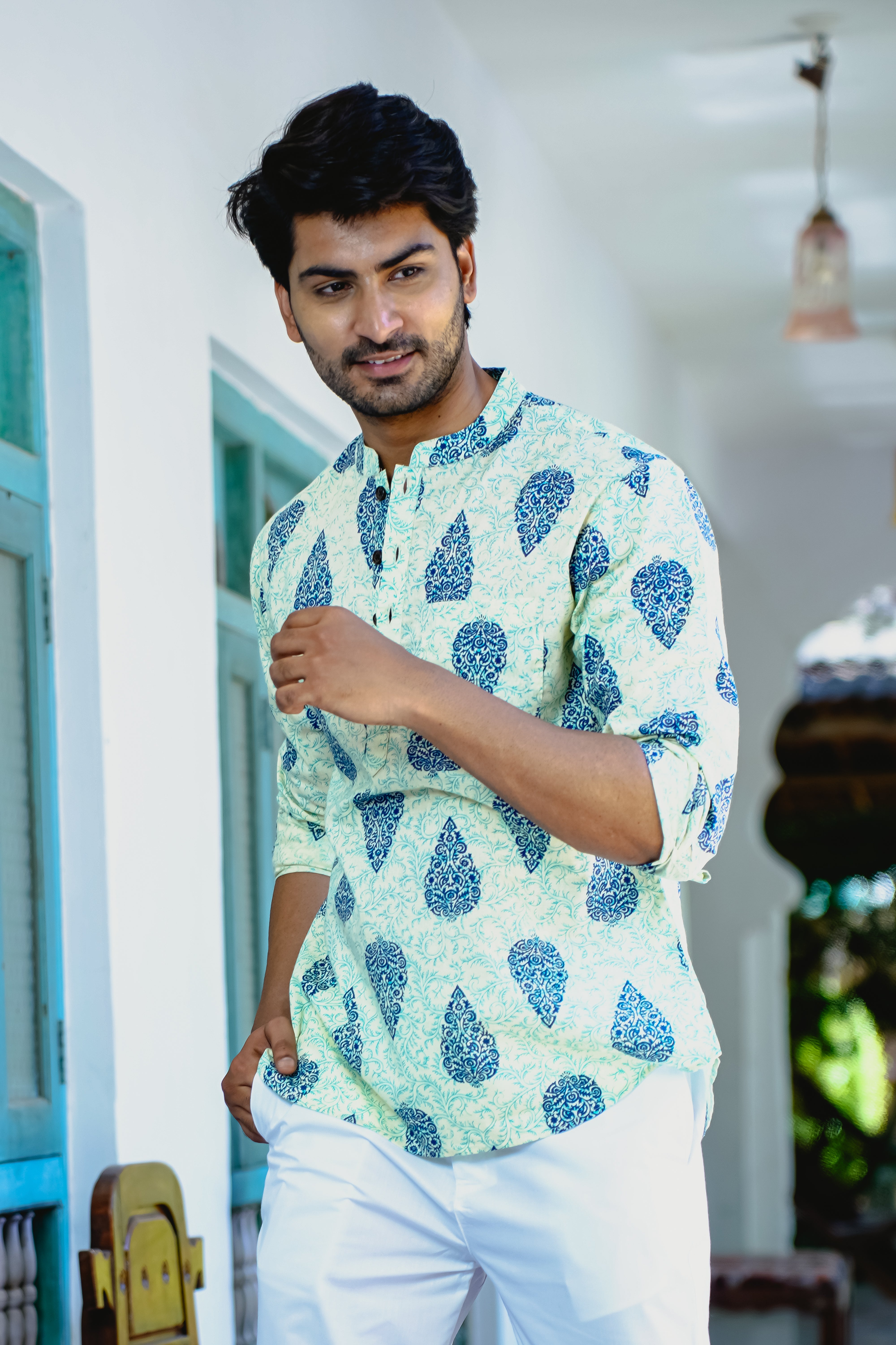 IVORY & BLUE LEAF MOTIFS PRINTED SHORT KURTA WITH CUFF