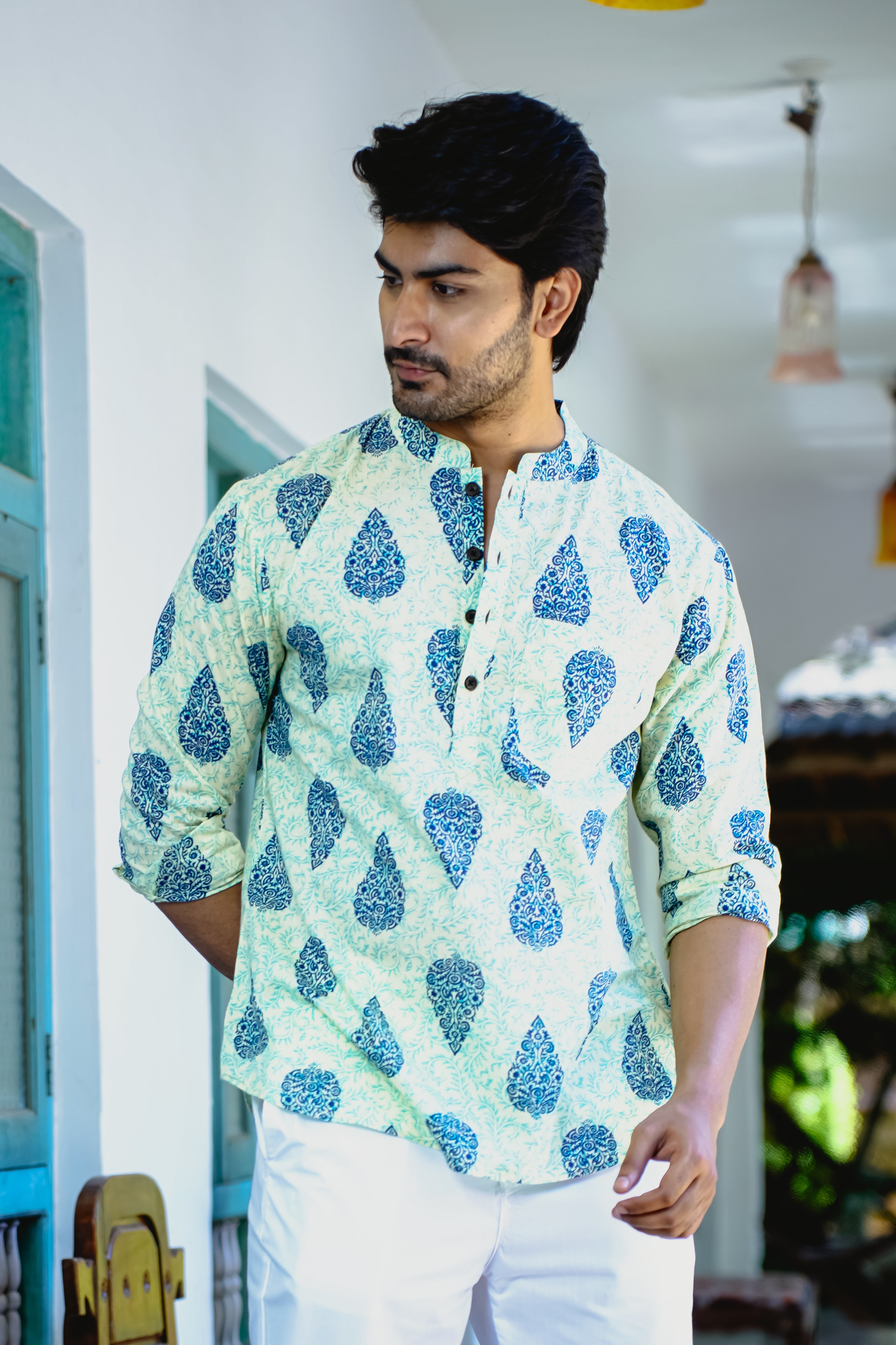 IVORY & BLUE LEAF MOTIFS PRINTED SHORT KURTA WITH CUFF