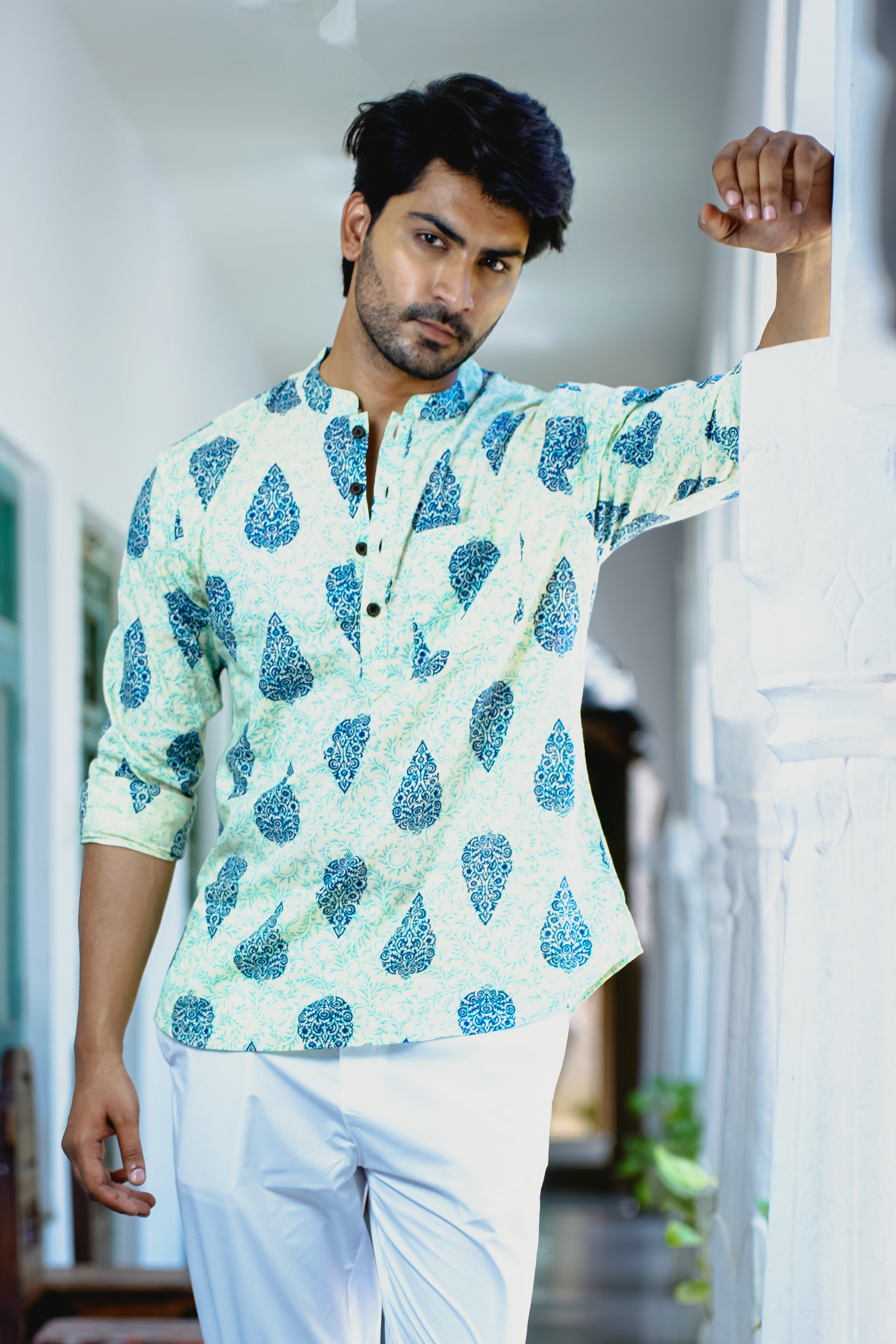 IVORY & BLUE LEAF MOTIFS PRINTED SHORT KURTA WITH CUFF