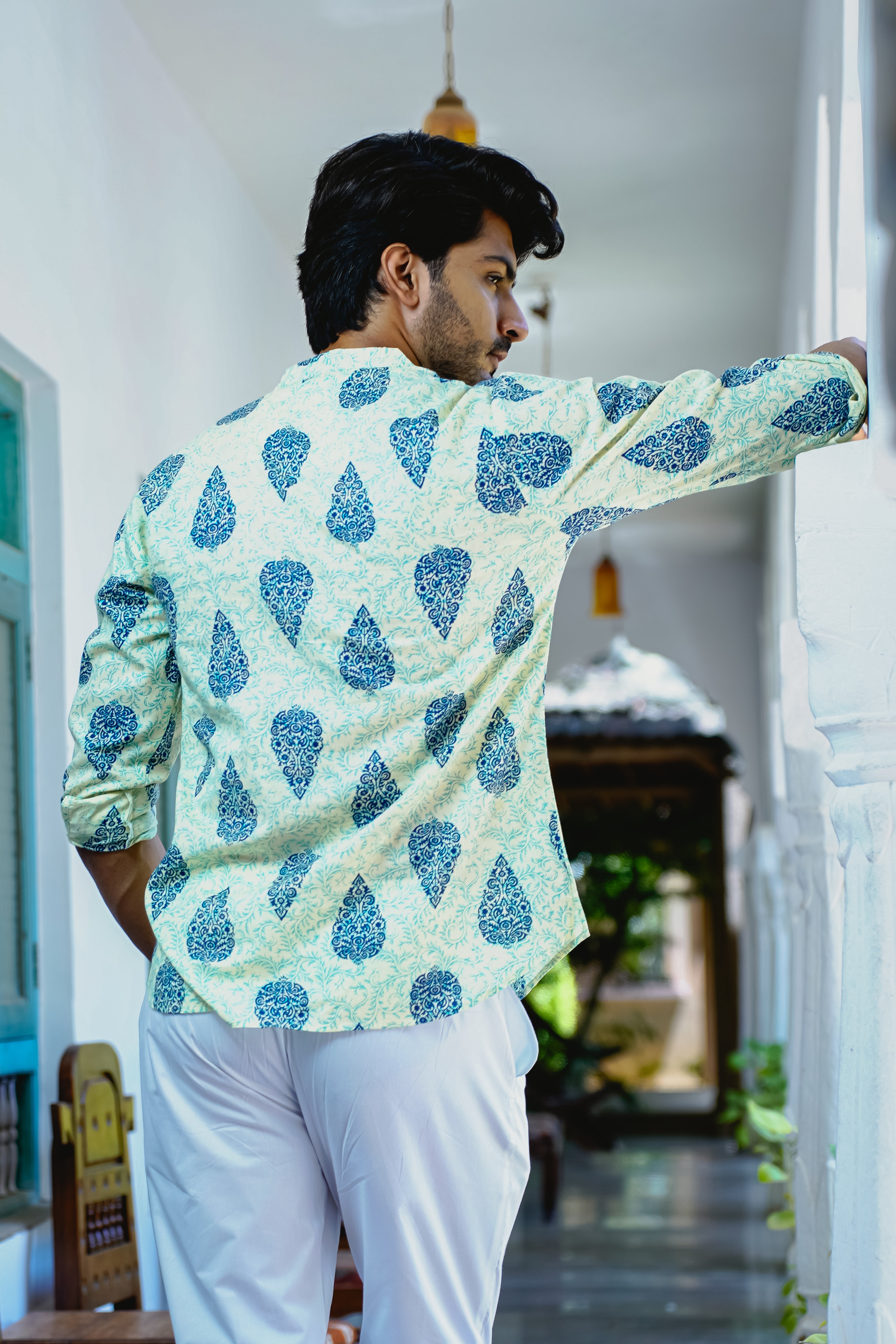 IVORY & BLUE LEAF MOTIFS PRINTED SHORT KURTA WITH CUFF