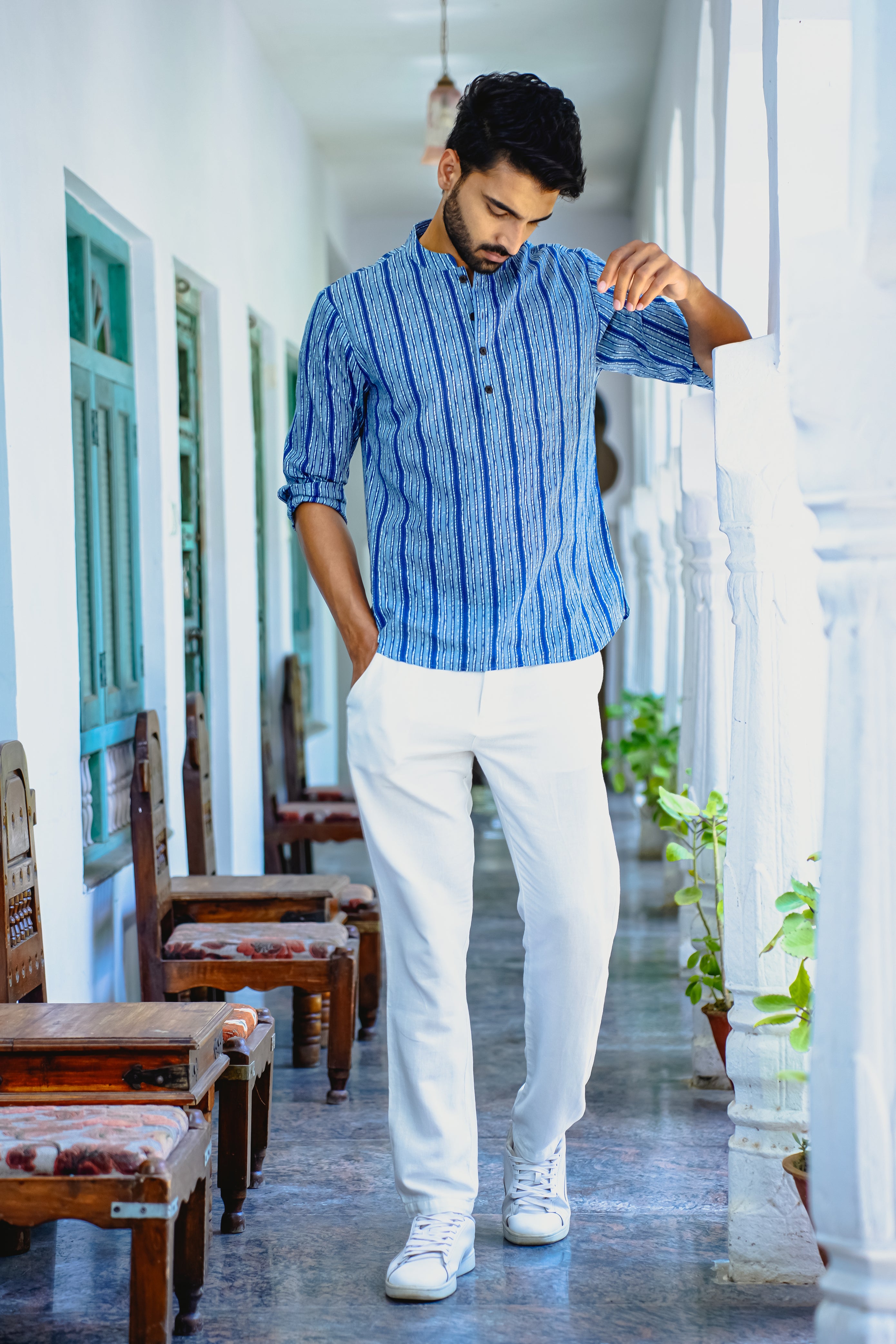 BLUE, WHITE & GREY VERTICAL LINES PRINTED SHORT KURTA WITH CUFF
