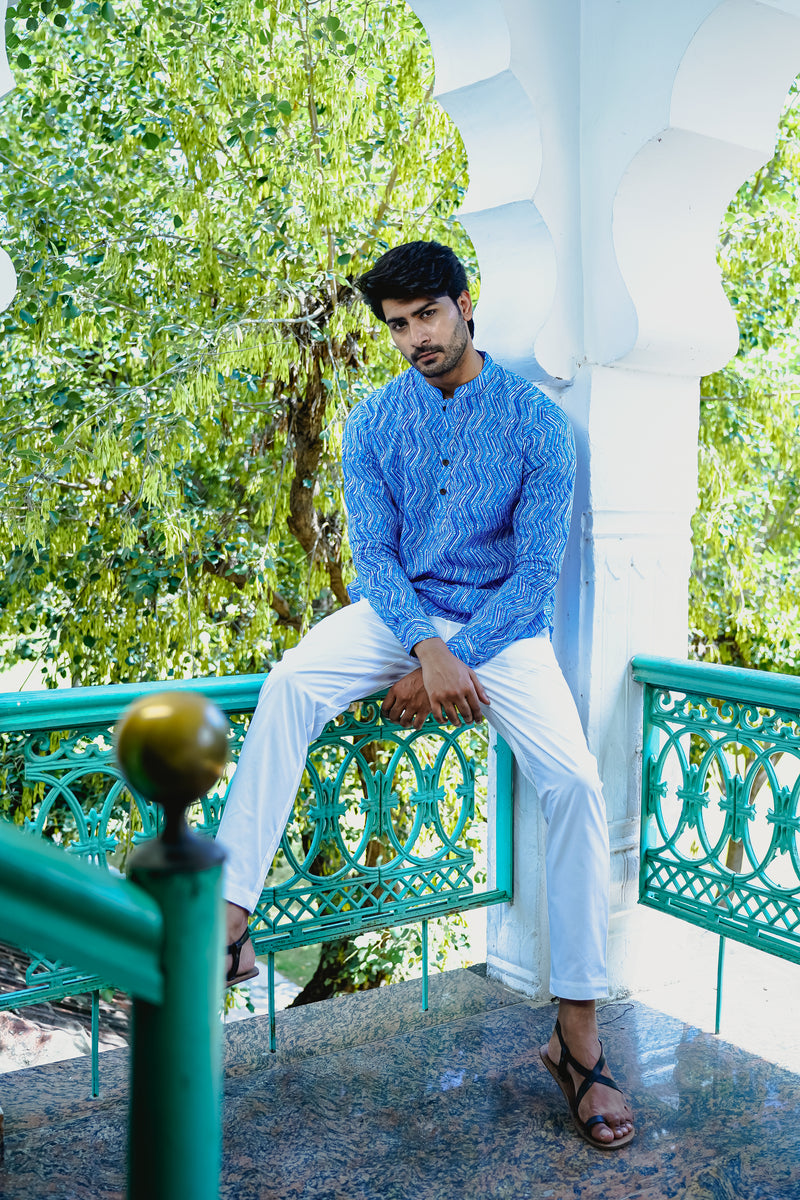 SAPPHIRE BLUE ZIG ZAG PRINTED SHORT KURTA WITH CUFF