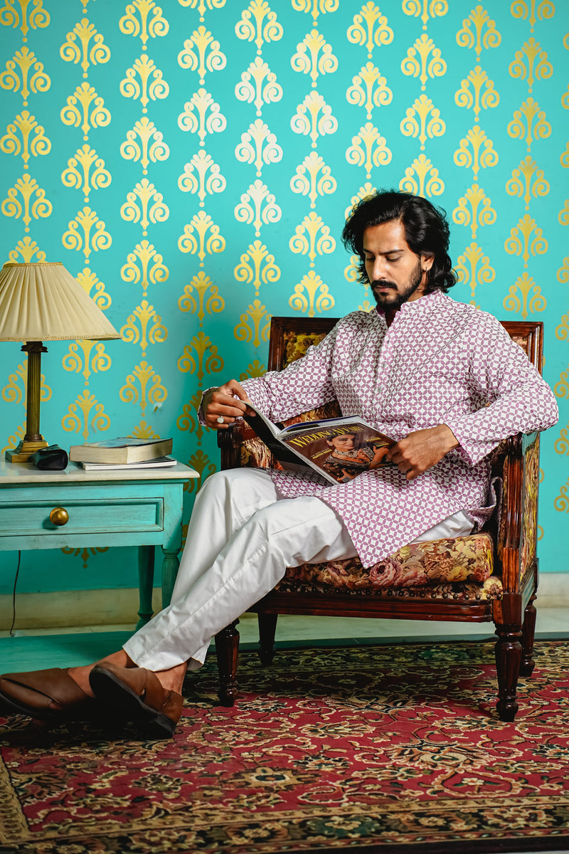 LILAC KURTA SET WITH CONTRAST THREAD & SEQUINS EMBROIDERY