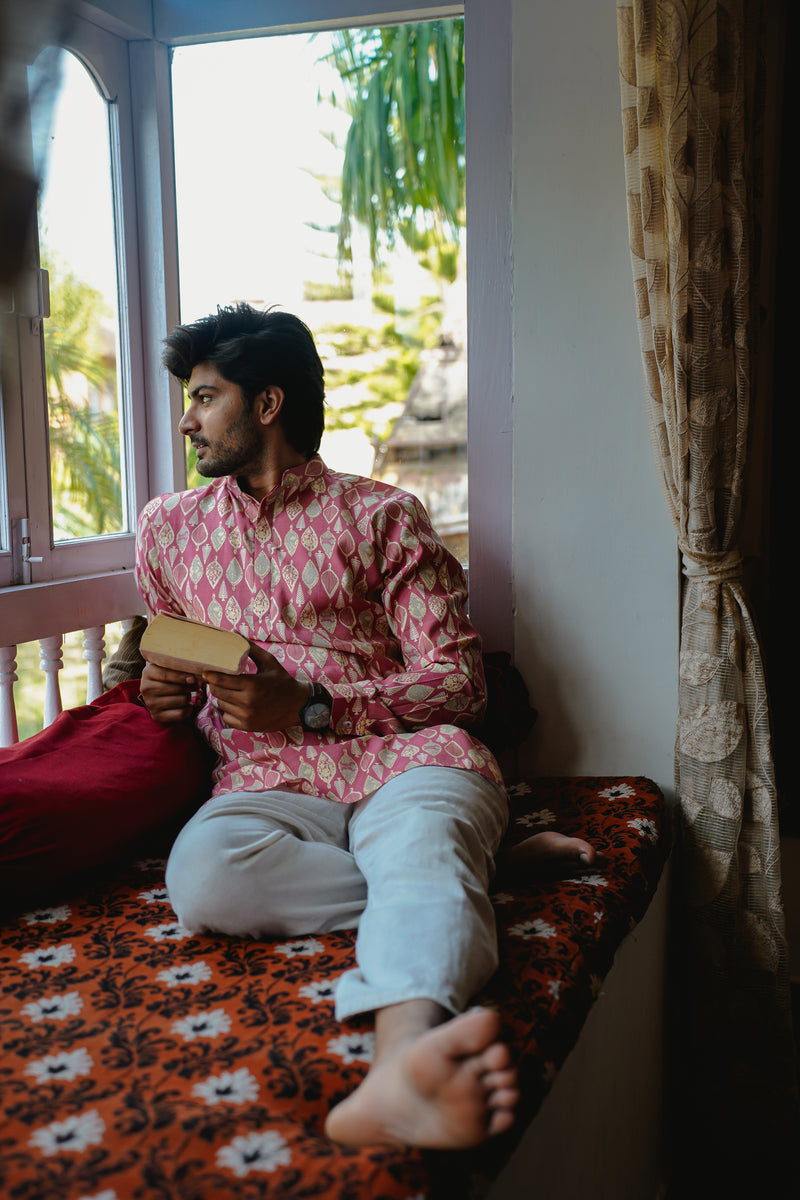 CARROT PINK ETHNIC LEAF PRINT MID-LENGTH KURTA WITH CUFF