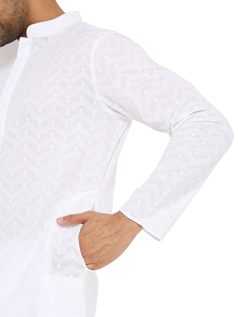 MEN WHITE CHIKANKARI KURTA  PYJAMA SET WITH CHEVRON THREAD EMBROIDERY