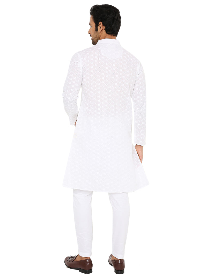 WHITE CHIKANKARI KURTA  PYJAMA SET WITH CIRCULAR LEAF THREAD EMBRIODERY