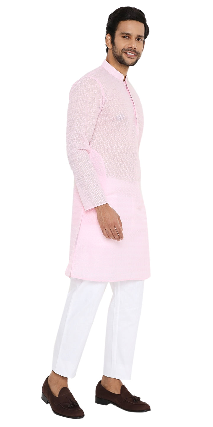 LIGHT PINK KURTA WITH BOX LEAF EMBRIODERY DESIGN