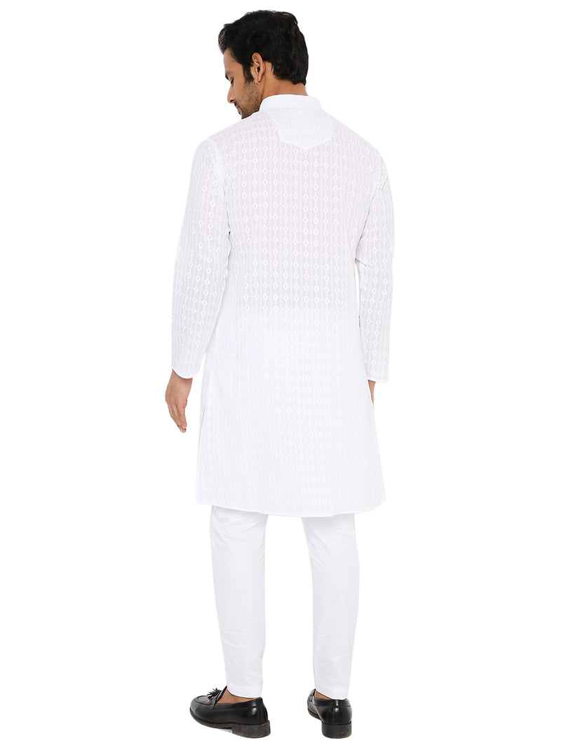 WHITE REGULAR FIT KURTA  PYJAMA SET WITH DIAMOND THREAD EMBRIODERY