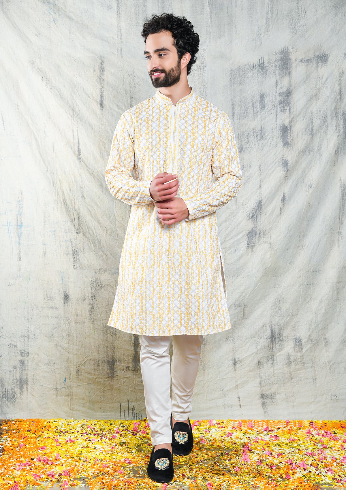 EMBROIDERED YELLOW SHIBORI DESIGN KURTA PYJAMA SET WITH CONTRAST NECK PIPING DETAIL
