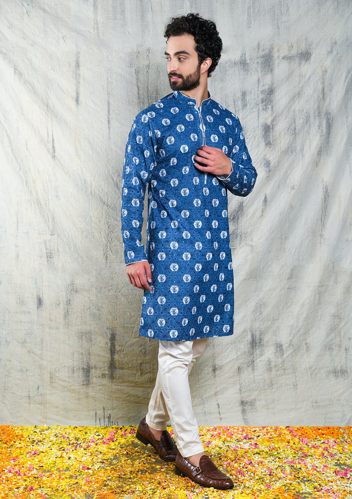 EMBROIDERED REFLEX BLUE BANDHANI KURTA PYJAMA SET WITH SEQUINS & CONTRAST PIPING DETAIL