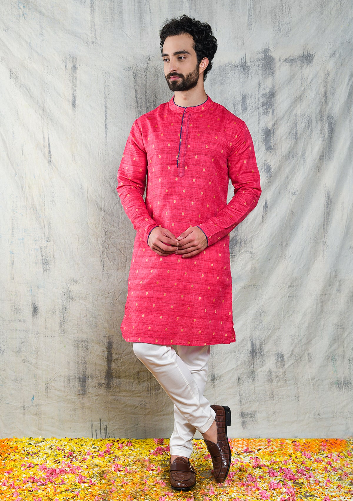 FUSCIA PINK HANDLOOM KURTA PYJAMA  SET WITH CONTRAST PIPING DETAIL