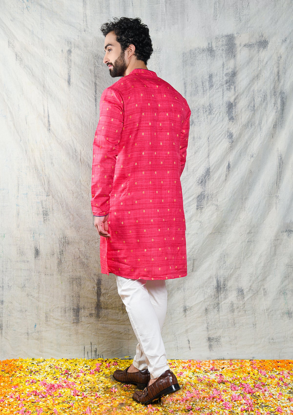 FUSCIA PINK HANDLOOM KURTA PYJAMA  SET WITH CONTRAST PIPING DETAIL