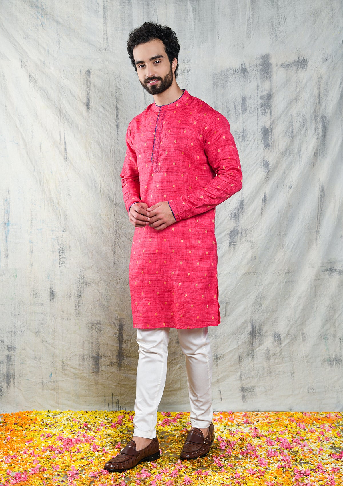 FUSCIA PINK HANDLOOM KURTA PYJAMA  SET WITH CONTRAST PIPING DETAIL