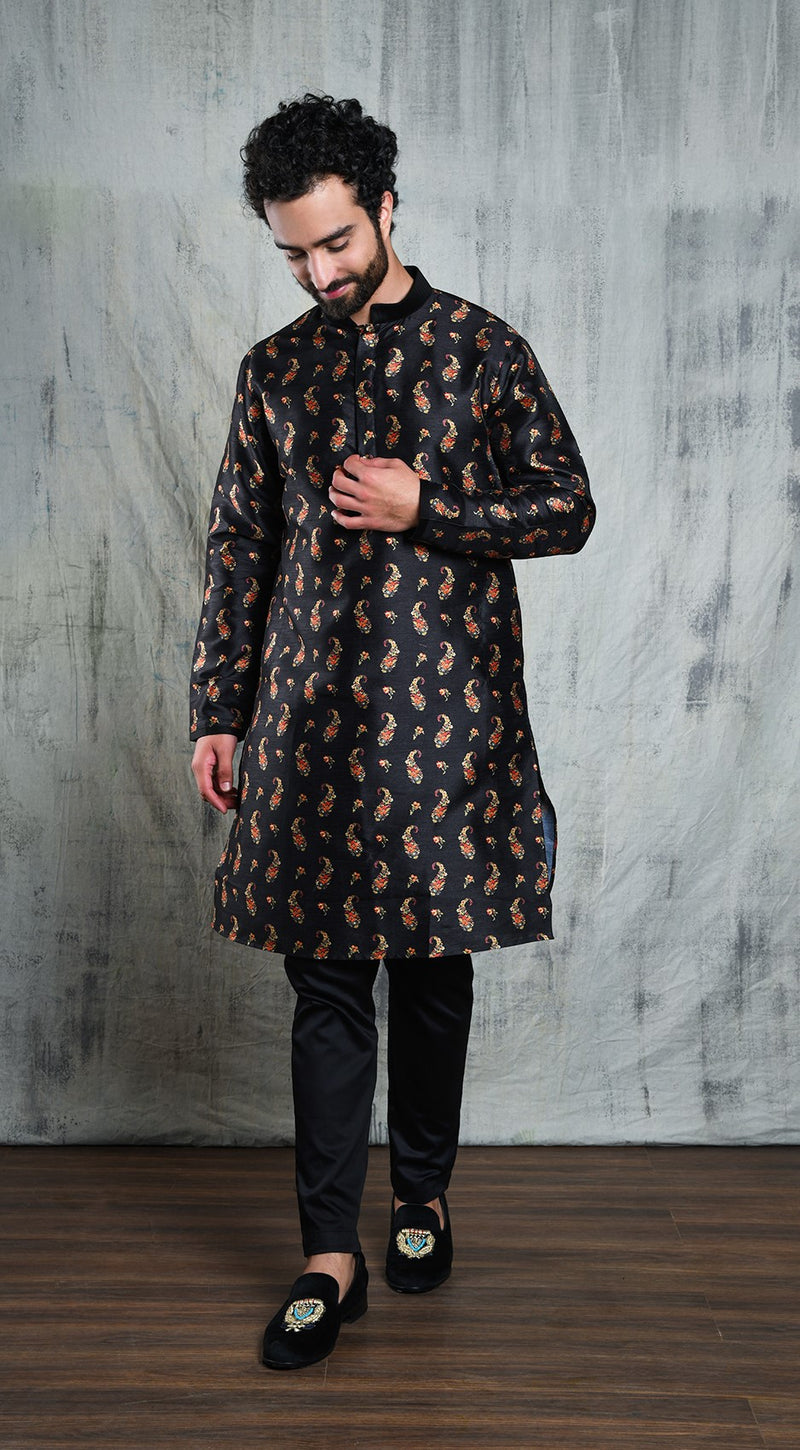 BLACK CONTRAST PAISLEY PRINTED POLY SILK KURTA PYJAMA SET