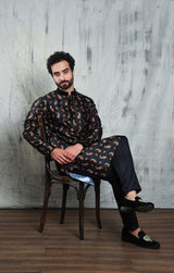 BLACK CONTRAST PAISLEY PRINTED POLY SILK KURTA PYJAMA SET
